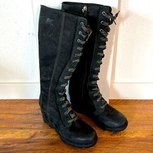 Sorel Calf Boots (Fits Tight!)